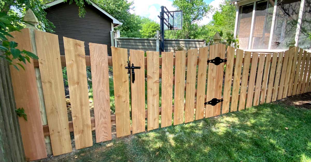 HOA Fence | Wooden Fencing